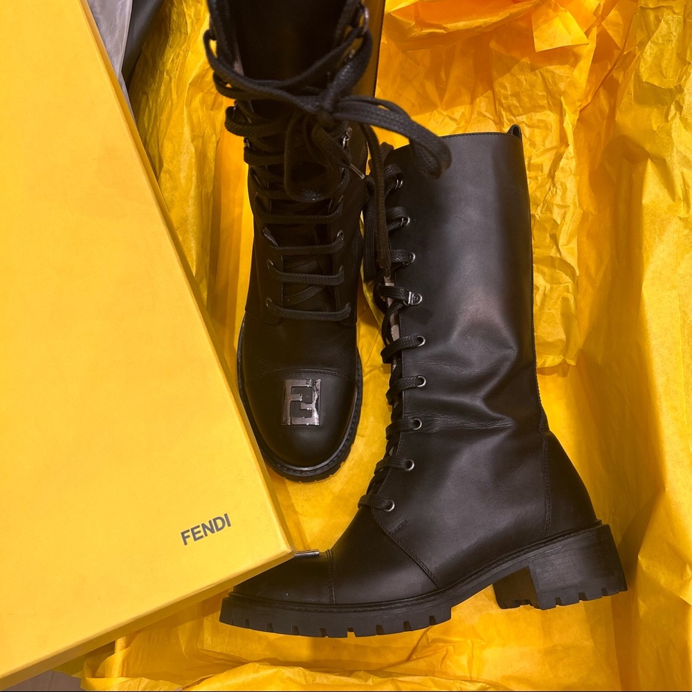 Fendi Boots 100% authentic